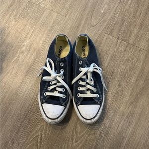 Navy converse W8